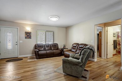 10707 N 58 Mile Rd, Sutton, AK 99674 - photo 6