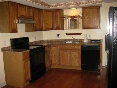 14 Wyman St, West Warwick, RI 02893 - photo 2