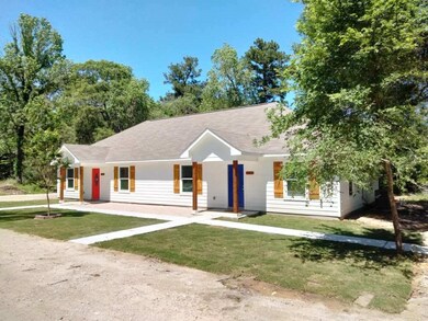 15530 Towerwood Dr unit A, Conroe, TX 77306 - photo 2