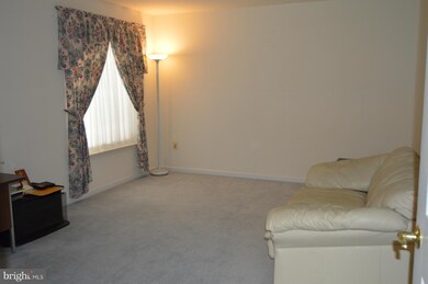 31 Lambourne Rd unit 108, Towson, MD 21204 - photo 4