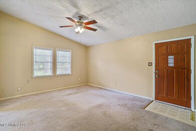 08-622 Bellevue St