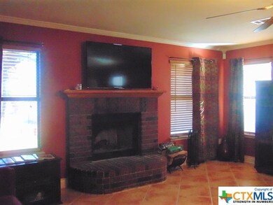 605 Margaret Lee St, Copperas Cove, TX 76522 - photo 4