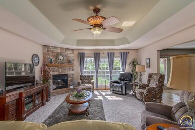 7139 SW 19th Ln, Topeka, KS 66615 - photo 5