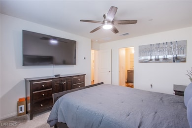 Bedroom with carpet flooring, baseboards, ceiling