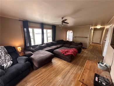 607 S 2nd St W, Baker, MT 59313 - photo 5