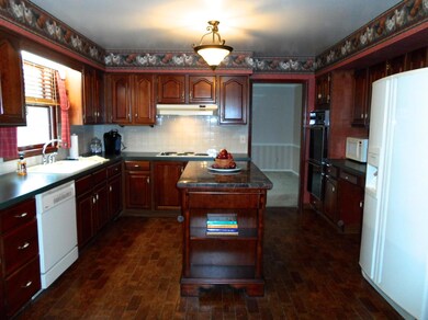 Fantastic kitchen work space