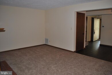 23376 Black Oak Ct, California, MD 20619 - photo 6