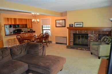 172 Sugarhill Ln unit E, Hartford, VT 05001 - photo 3