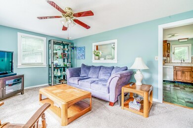 27 Ransom St, Carver, MA 02330 - photo 5