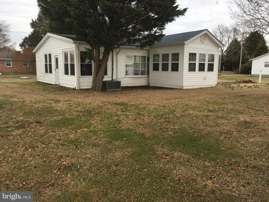 24229 River Dr, Chaptico, MD 20621 - photo 4