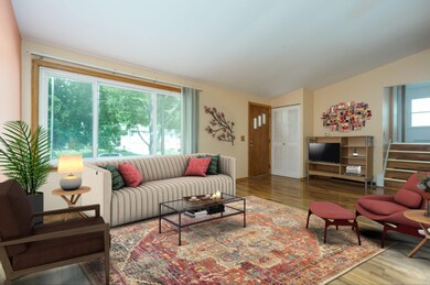 Southland_Dr_727_Portage_49024-4.scene