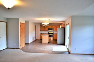 Greatroom to Kitchen