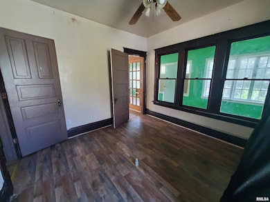 1641 14 1 2 St, Rock Island, IL 61201 - photo 3