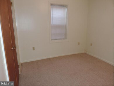8 Mosby Ct unit 5, Round Hill, VA 20141 - photo 5