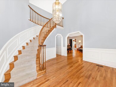 608 Silverstone Ct, Silver Spring, MD 20905 - photo 4