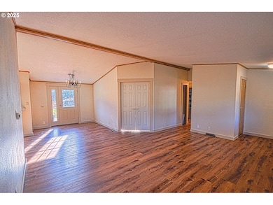 365 Bellflower Rd, Clatskanie, OR 97016 - photo 5