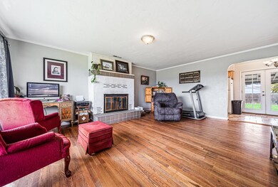 2477 Corona Ave, Medford, OR 97504 - photo 4