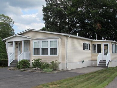 4 Honeysuckle Ln, Rockland, MA 02370 - photo 3