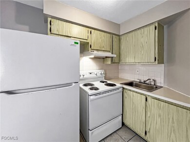 13037 1st St unit 2, Fort Myers, FL 33905 - photo 6