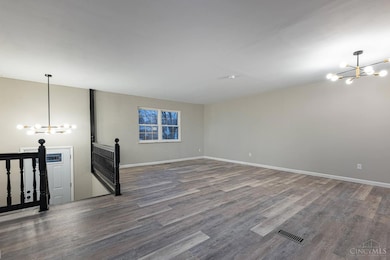 580 Bessinger Dr, Cincinnati, OH 45240 - photo 7