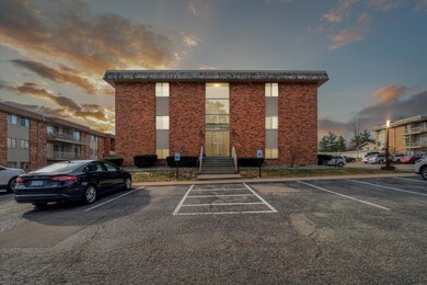 01-742-W-Kilgore-Rd-#204-Kalamazoo-MI-49