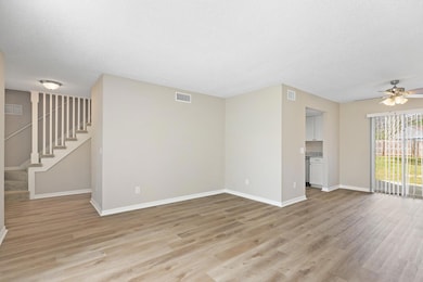 2107 Shady Point Ln, Brandon, FL 33510 - photo 6