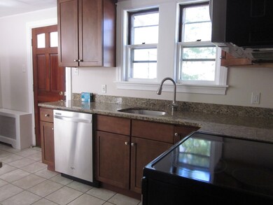 5 Kent St, Lawrence, MA 01843 - photo 5