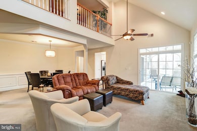 13952 Greendale Dr unit 19, Woodbridge, VA 22191 - photo 4