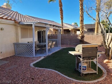 unlisted-address, North Las Vegas, NV 89032 - photo 4