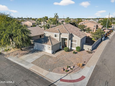 2272 E Torrey Pines Place, Chandler, AZ 85249 - photo 2