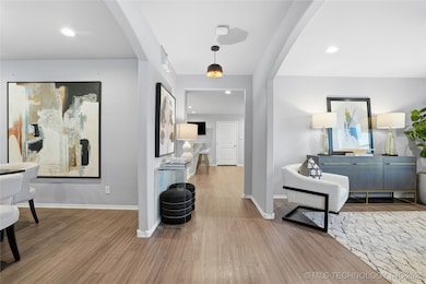 2504 E 1st St, Tulsa, OK 74104 - photo 5