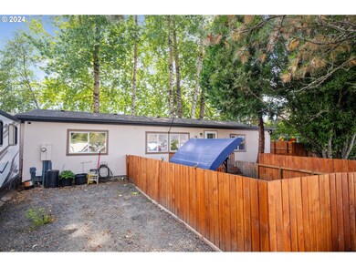 352 NE Faulconer Ct, Sheridan, OR 97378 - photo 2