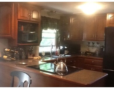 30 Detroit St, Fall River, MA 02721 - photo 4