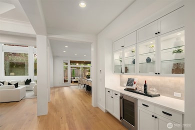 8255 134th Ave NE, Redmond, WA 98052 - photo 2