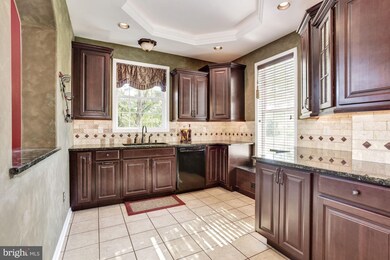 792 Sussex Ct, Sykesville, MD 21784 - photo 7