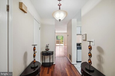 11 Childress Ct, Burtonsville, MD 20866 - photo 3