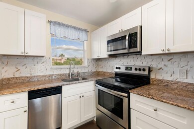 160 Turtle Lake Ct unit 210, Naples, FL 34105 - photo 5