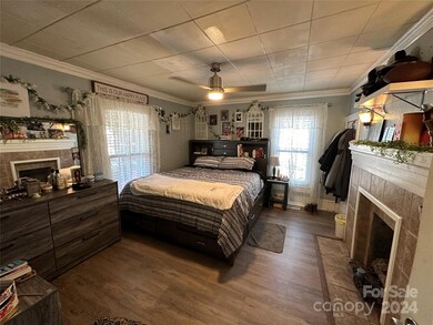 161 27th St SW, Hickory, NC 28602 - photo 6