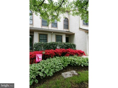 1104 Wharton Ct, Newtown Square, PA 19073 - photo 2