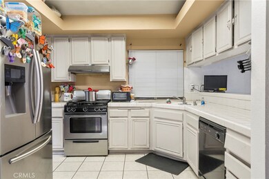 1565 Astoria Ave, Lancaster, CA 93535 - photo 5