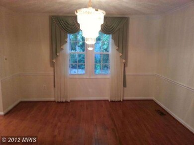 5900 Oakland Park Dr, Burke, VA 22015 - photo 4