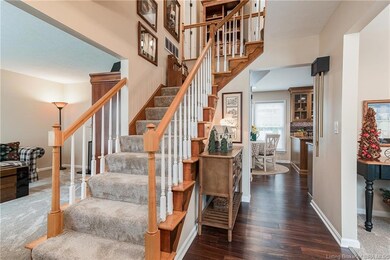 Welcoming front entrance foyer!