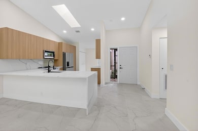 8315 Springlake Dr unit A, Boca Raton, FL 33496 - photo 3