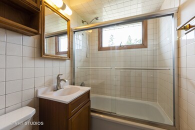 2207 School Dr, Rolling Meadows, IL 60008 - photo 6