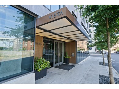 Vista Condominiums unit 1712, Portland, OR 97209 - photo 2