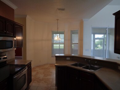 Kitchen to Est in