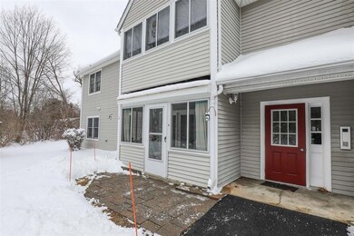 491 Mammoth Rd unit 6, Londonderry, NH 03053 - photo 2