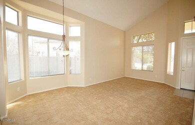 4414 W Darrel Rd living room