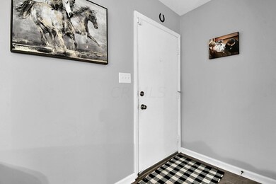 7-web-or-mls-5672-linworth-rd