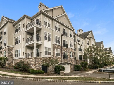 2204 Lydia Hollow Dr unit B5, Glen Mills, PA 19342 - photo 3